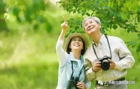 大铃子带着爸妈走旅行百家号：轻松规划适老旅行，让陪伴更温暖